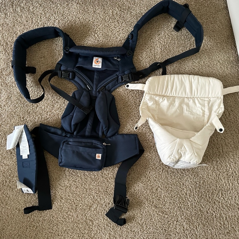 Ergobaby Carrier